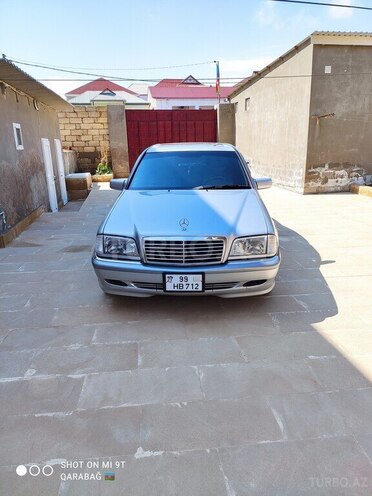 Mercedes C 240 2000, 107,000 km - 2.4 л - Bakı
