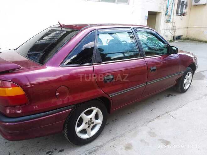 Opel Astra 1992, 359,000 km - 1.8 l - Bakı