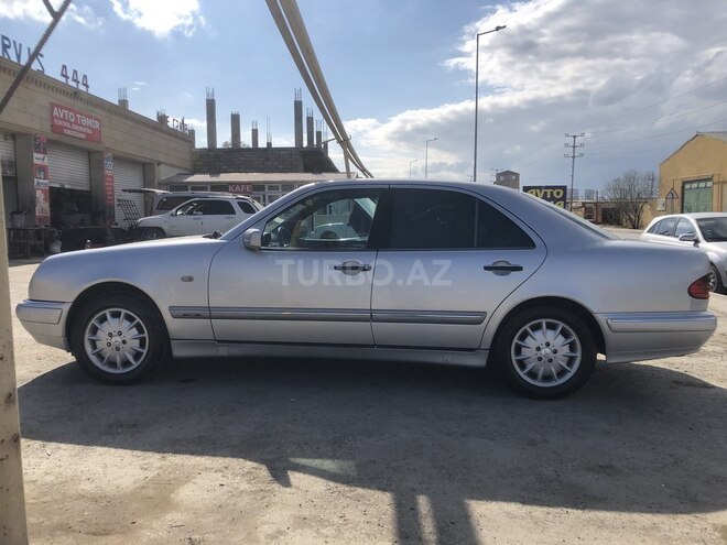 Mercedes E 280 1997, 260,000 km - 2.8 л - Bakı