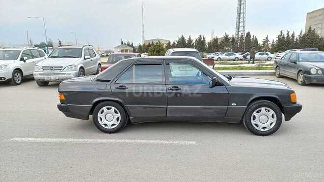 Mercedes 190 1990, 123,456 km - 2.0 l - Sumqayıt
