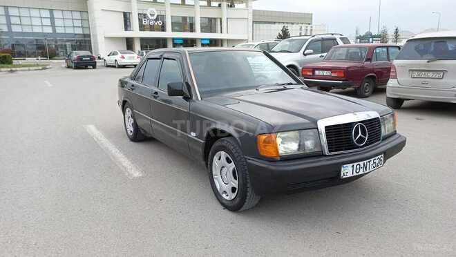 Mercedes 190 1990, 123,456 km - 2.0 l - Sumqayıt