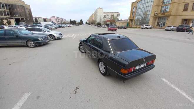 Mercedes 190 1990, 123,456 km - 2.0 l - Sumqayıt