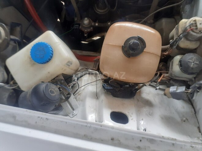 LADA (VAZ) 2106 1989, 230,000 km - 1.3 l - Salyan