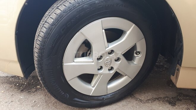 Toyota Prius 2011, 178,000 km - 1.8 l - Bakı