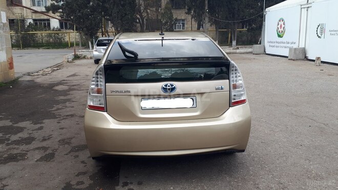 Toyota Prius 2011, 178,000 km - 1.8 l - Bakı