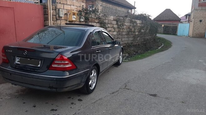 Mercedes C 240 2001, 352,356 km - 2.4 l - Lənkəran