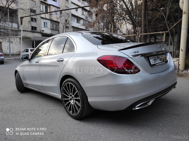 Mercedes  2019, 16,000 km - 1.6 l - Bakı