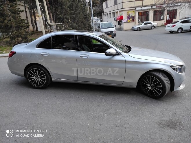 Mercedes  2019, 16,000 km - 1.6 l - Bakı