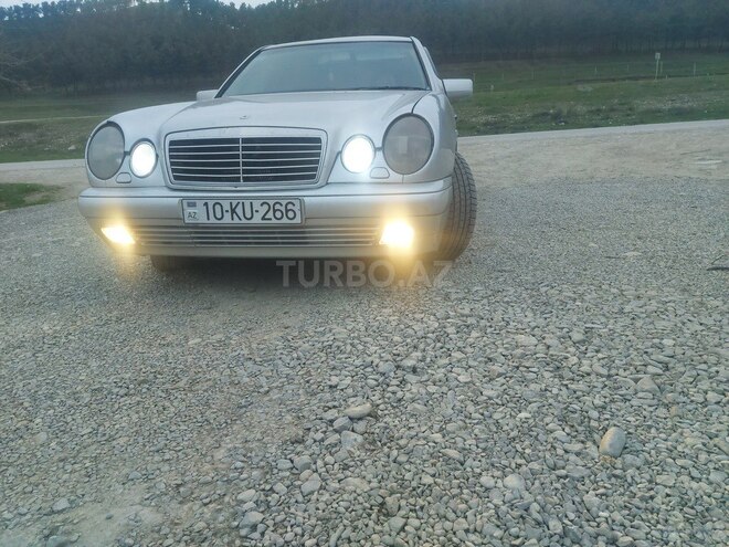 Mercedes E 220 1999, 400,000 km - 2.2 л - Şabran