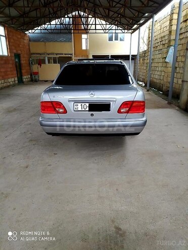 Mercedes E 240 1998, 150,000 km - 2.4 l - Göyçay
