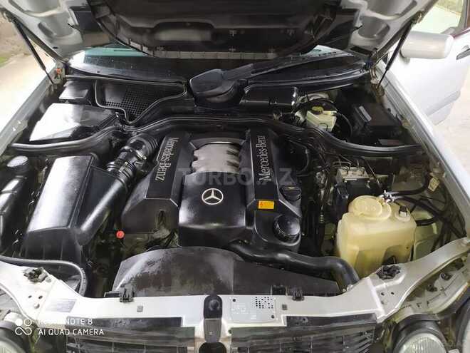 Mercedes E 240 1998, 150,000 km - 2.4 l - Göyçay