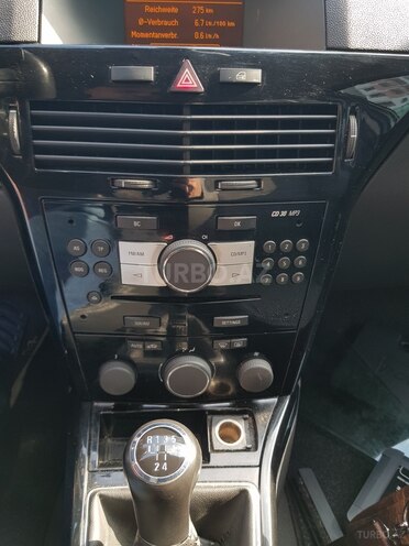 Opel Astra 2009, 173,000 km - 1.4 л - Bakı