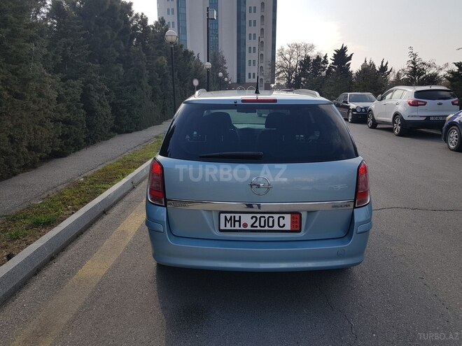 Opel Astra 2009, 173,000 km - 1.4 л - Bakı