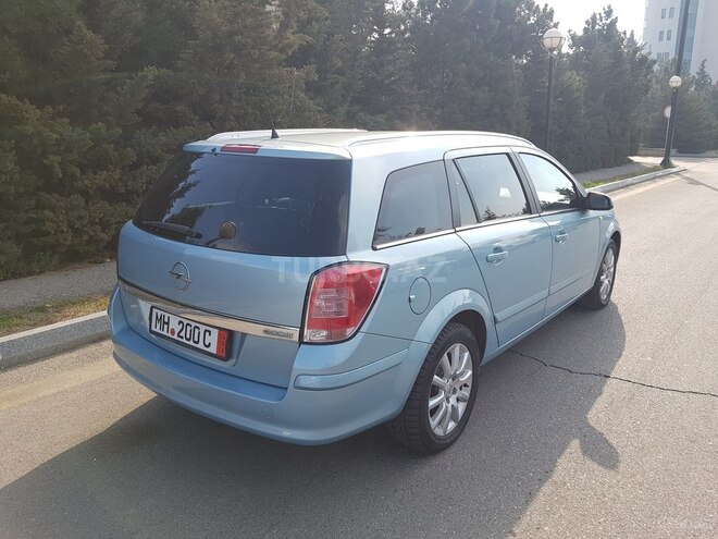 Opel Astra 2009, 173,000 km - 1.4 л - Bakı