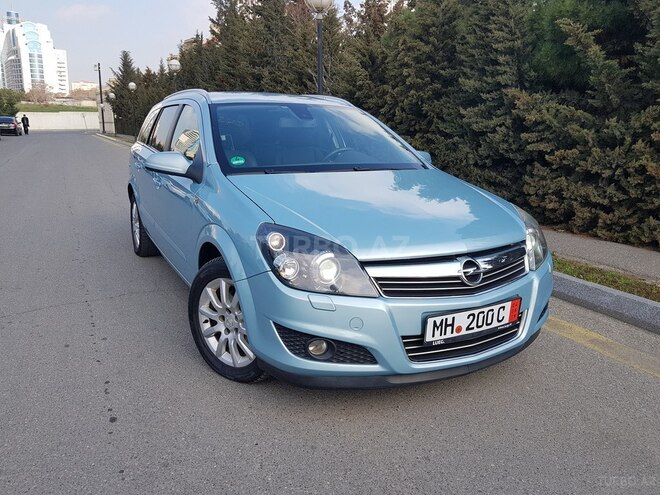 Opel Astra 2009, 173,000 km - 1.4 л - Bakı