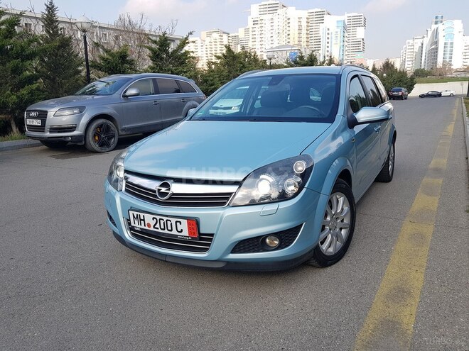 Opel Astra 2009, 173,000 km - 1.4 л - Bakı