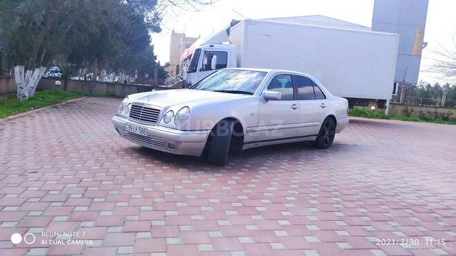 Mercedes E 300 1999, 447,046 km - 3.0 л - Şirvan