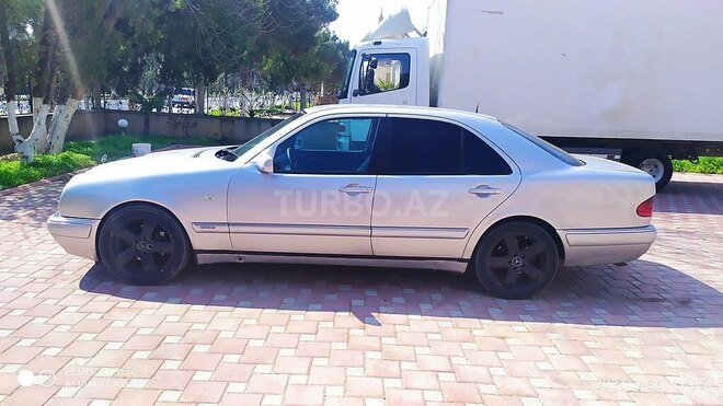 Mercedes E 300 1999, 447,046 km - 3.0 л - Şirvan