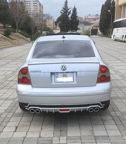 Volkswagen Passat 2004, 267,700 km - 1.8 l - Bakı