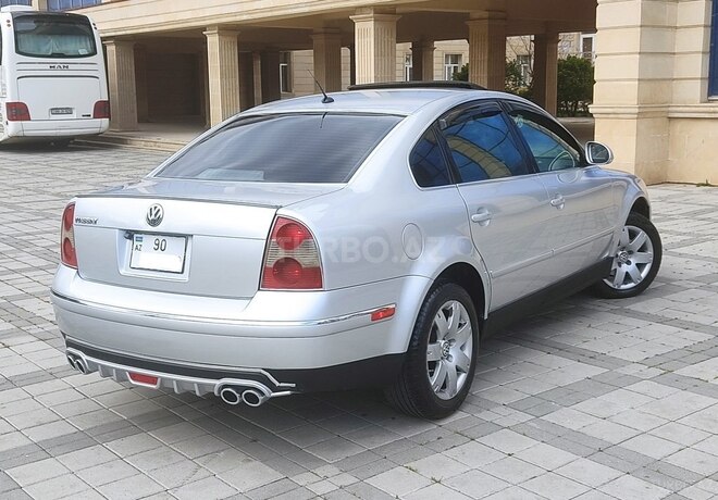 Volkswagen Passat 2004, 267,700 km - 1.8 l - Bakı