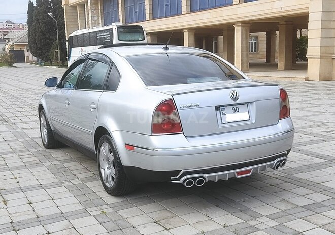 Volkswagen Passat 2004, 267,700 km - 1.8 l - Bakı
