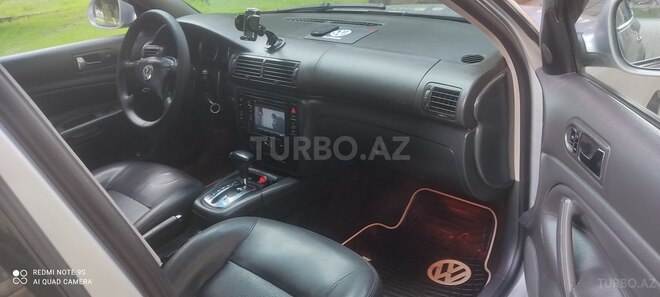Volkswagen Passat 2004, 267,700 km - 1.8 l - Bakı