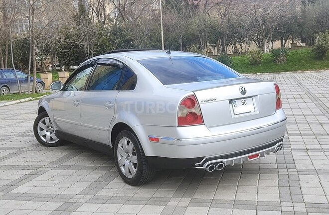 Volkswagen Passat 2004, 267,700 km - 1.8 l - Bakı