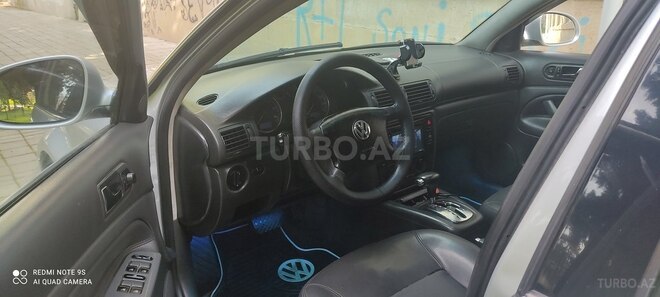Volkswagen Passat 2004, 267,700 km - 1.8 l - Bakı