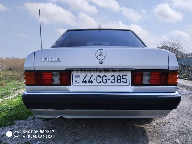 Mercedes 190 1992, 25,000 km - 2.0 l - Salyan