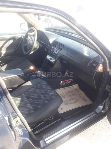 Mercedes C 200 2000, 234,568 km - 2.0 l - Sumqayıt