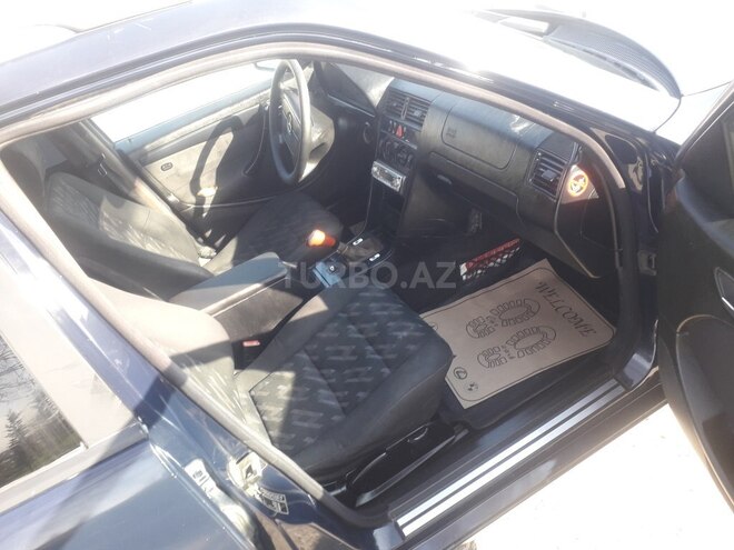 Mercedes C 200 2000, 234,568 km - 2.0 l - Sumqayıt
