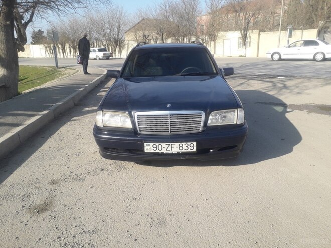 Mercedes C 200 2000, 234,568 km - 2.0 l - Sumqayıt