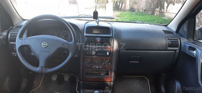 Opel Astra 1998, 250,000 km - 1.6 l - Gəncə