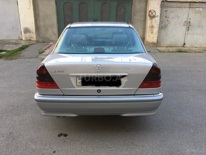 Mercedes C 240 1998, 180,000 km - 2.4 l - Bakı