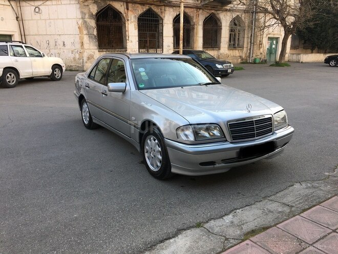 Mercedes C 240 1998, 180,000 km - 2.4 l - Bakı