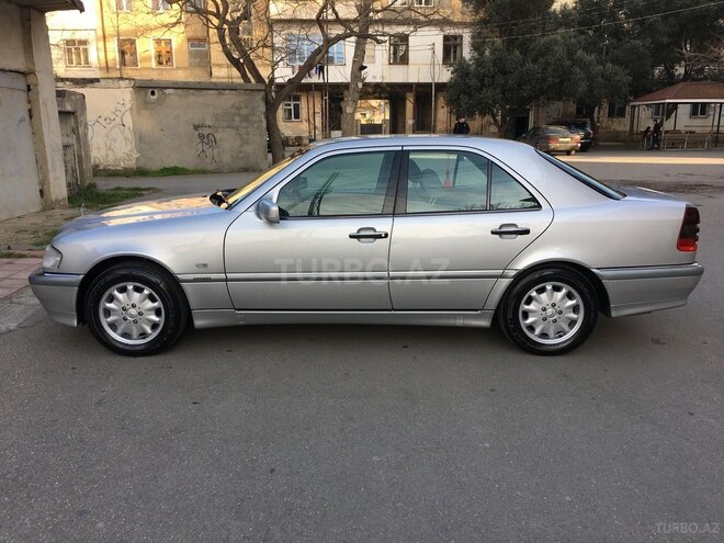 Mercedes C 240 1998, 180,000 km - 2.4 l - Bakı