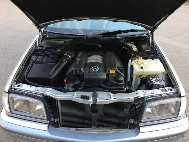 Mercedes C 240 1998, 180,000 km - 2.4 l - Bakı