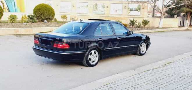 Mercedes E 320 2001, 375,000 km - 3.2 l - Bakı