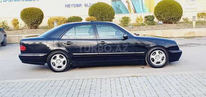 Mercedes E 320 2001, 375,000 km - 3.2 l - Bakı