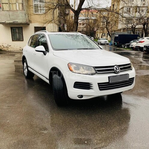 Volkswagen Touareg 2013, 131,216 km - 3.0 l - Bakı