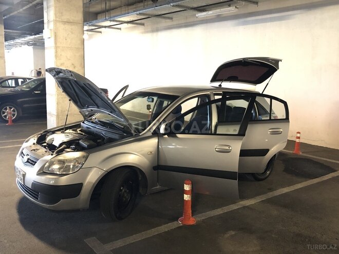 Kia Rio 2006, 236,000 km - 1.5 l - Bakı