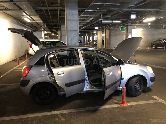 Kia Rio 2006, 236,000 km - 1.5 l - Bakı
