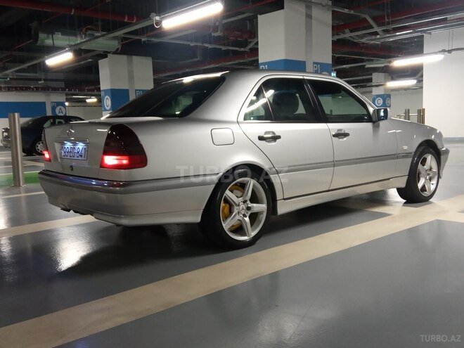 Mercedes C 240 1998, 200,000 km - 2.4 l - Bakı