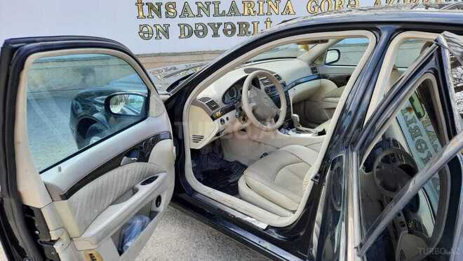 Mercedes E 240 2005, 280,000 km - 2.6 l - Bakı