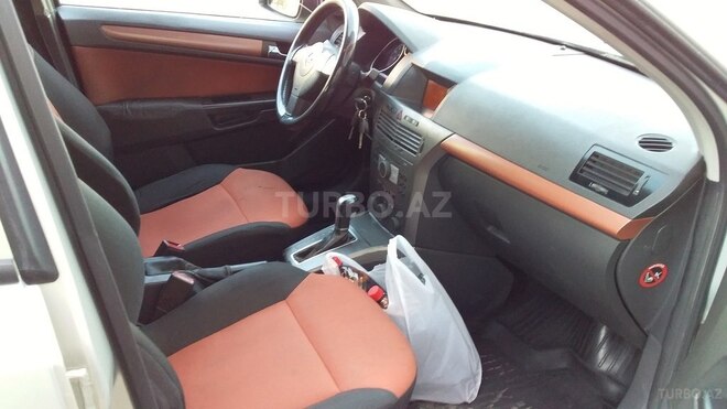 Opel Astra 2005, 256,000 km - 1.8 l - Bakı