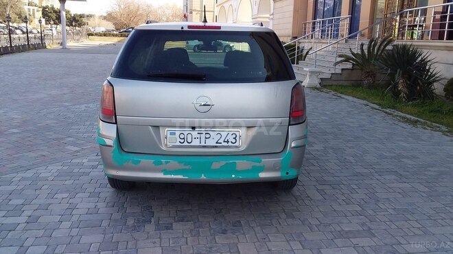 Opel Astra 2005, 256,000 km - 1.8 l - Bakı