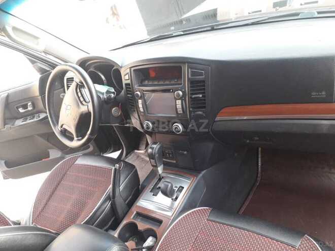 Mitsubishi Pajero 2007, 240,589 km - 3.0 l - Bakı