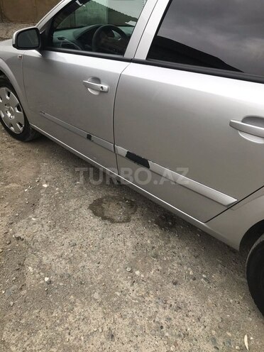 Opel Astra 2006, 227,335 km - 1.3 л - Yevlax