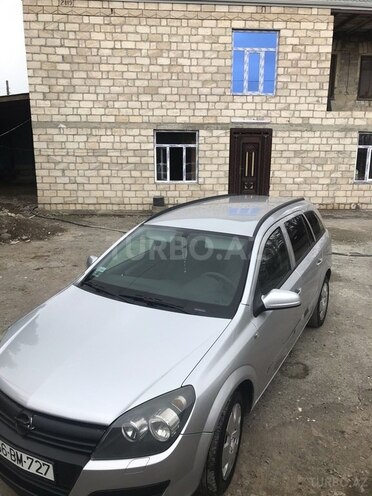 Opel Astra 2006, 227,335 km - 1.3 л - Yevlax