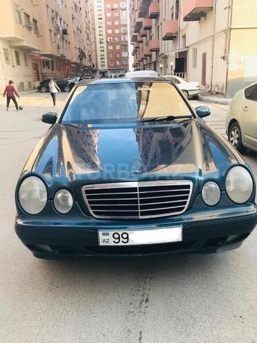 Mercedes E 200 2000, 500,000 km - 2.0 л - Bakı